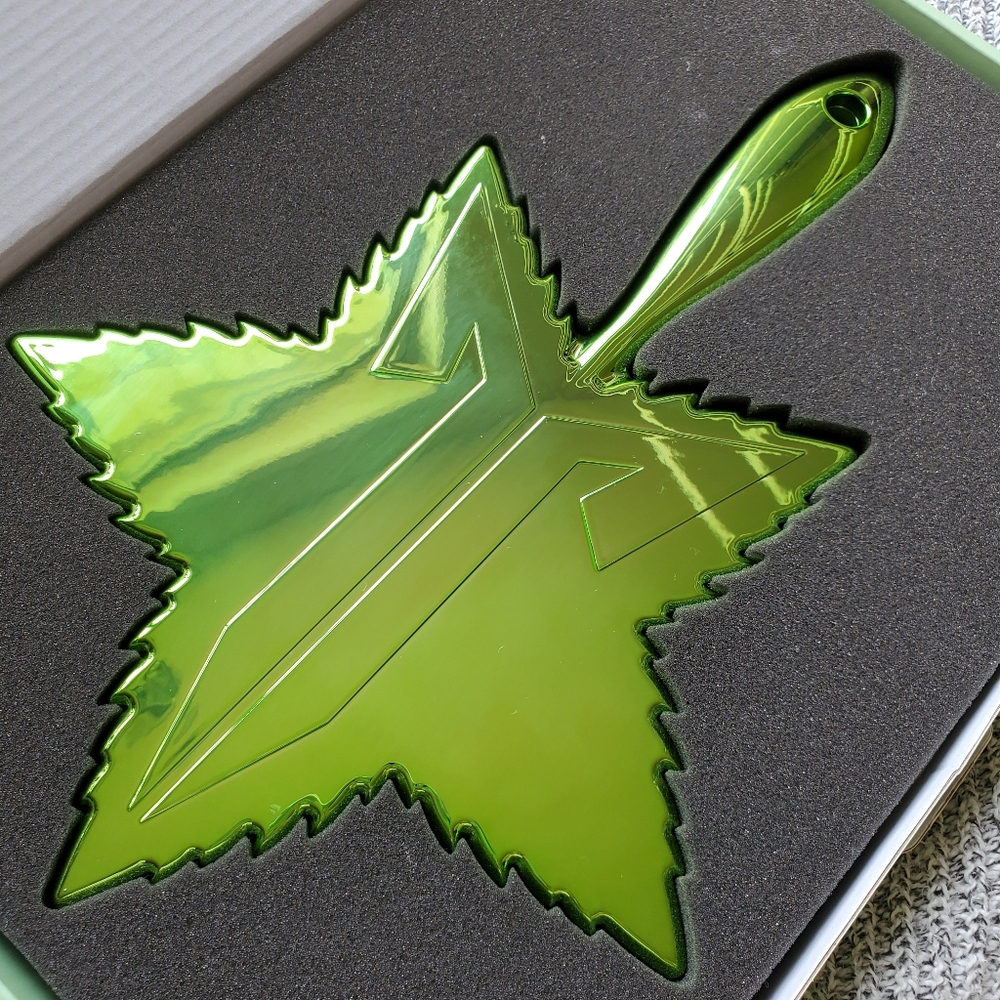 Jeffree Star High How Are Ya 420 Green Chrome Hand Mirror
